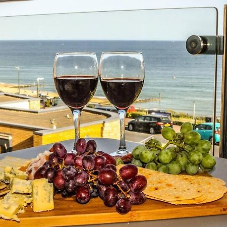 Soho Beach Apartment With Fabulous Sea View And 2 Minutes To The Beach With Free Parking And Netflix Bournemouth Ngoại thất bức ảnh